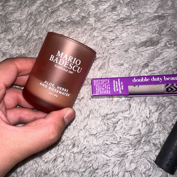 3 piece bundle candle, tarte highlighter, and buxom lipstick mini shade is chai - Picture 5 of 11